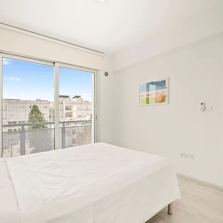Mackenzie Urban 2 Bedroom Apartment Larnaka