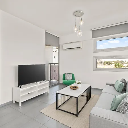 Mackenzie Urban 2 Bedroom Apartment