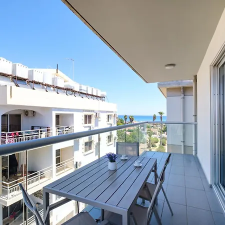 Mackenzie Urban 2 Bedroom Larnaka